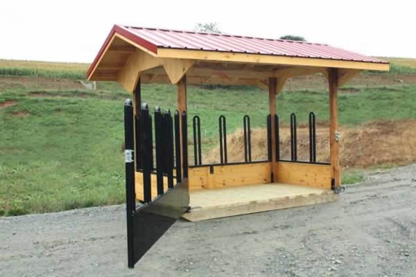 6x10 Deluxe Assembled Big Bale Feeder-Metal Roof 